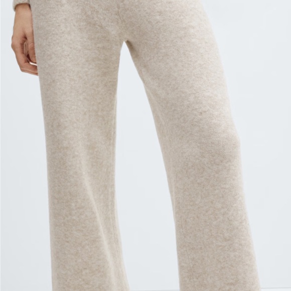 MANGO - Picture 2 of 6